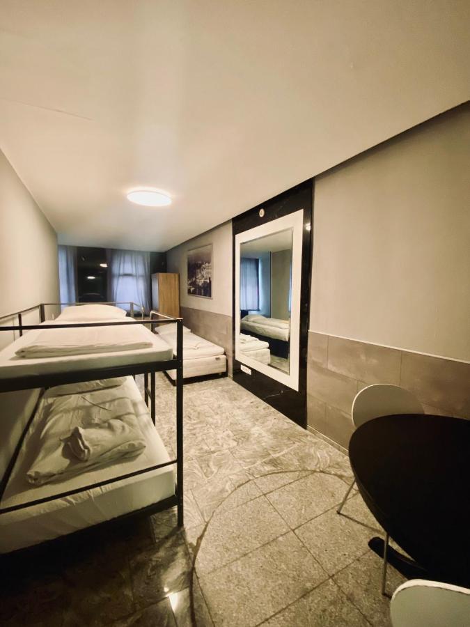 Hotel Moji Koeln Sieversstrasse ภายนอก รูปภาพ