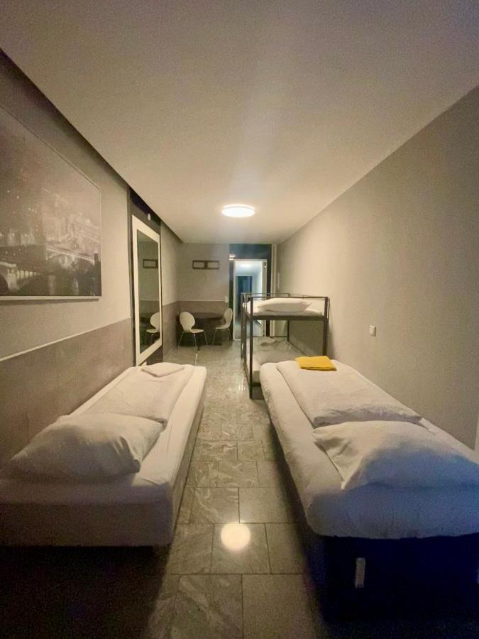 Hotel Moji Koeln Sieversstrasse ภายนอก รูปภาพ