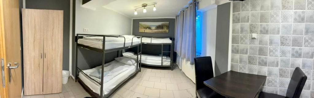 Hotel Moji Koeln Sieversstrasse ภายนอก รูปภาพ