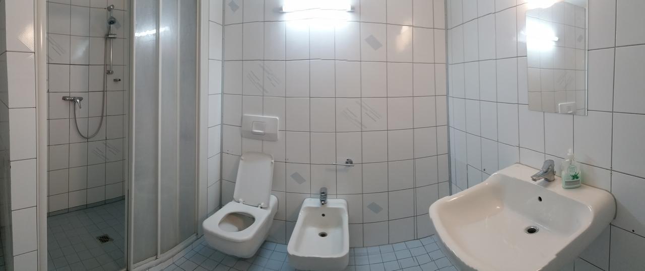 Hotel Moji Koeln Sieversstrasse ภายนอก รูปภาพ