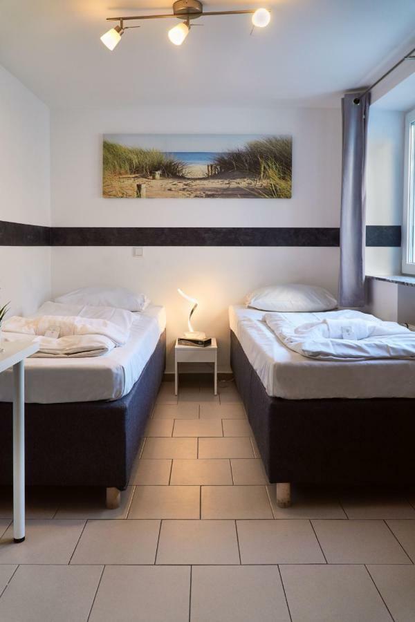 Hotel Moji Koeln Sieversstrasse ภายนอก รูปภาพ